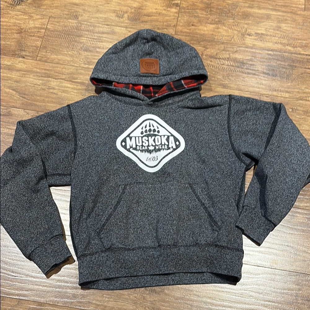 Muskoka bear wear heathered grey hoodie sweater flannel plaid hood liner